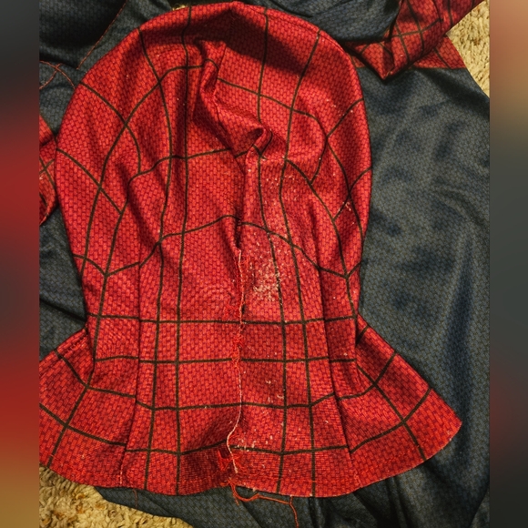 Spiderman Costume, Size Small - Picture 8 of 10